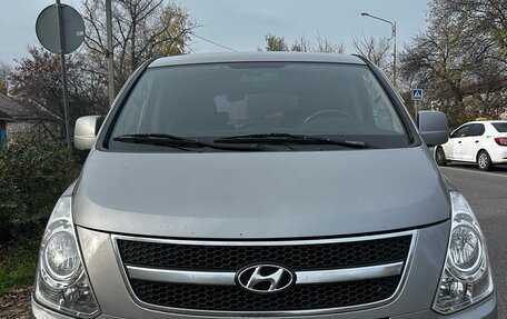 Hyundai Grand Starex Grand Starex I рестайлинг 2, 2013 год, 1 300 000 рублей, 9 фотография