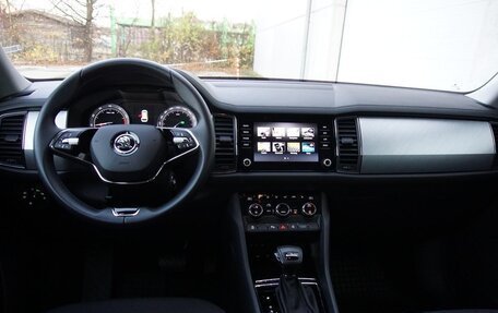 Skoda Kodiaq I, 2022 год, 3 630 000 рублей, 13 фотография