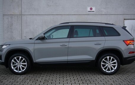 Skoda Kodiaq I, 2022 год, 3 630 000 рублей, 8 фотография