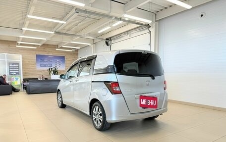 Honda Freed I, 2012 год, 1 199 999 рублей, 4 фотография