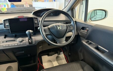 Honda Freed I, 2012 год, 1 199 999 рублей, 15 фотография