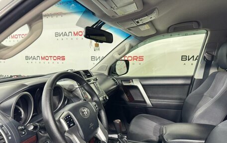 Toyota Land Cruiser Prado 150 рестайлинг 2, 2015 год, 3 650 000 рублей, 9 фотография