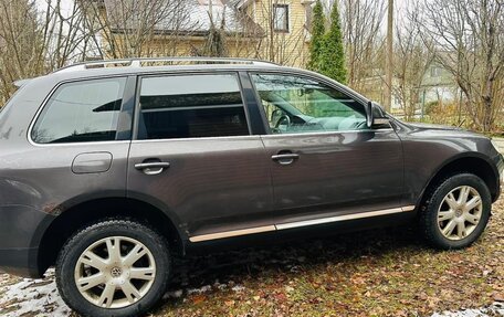 Volkswagen Touareg III, 2009 год, 1 450 000 рублей, 2 фотография