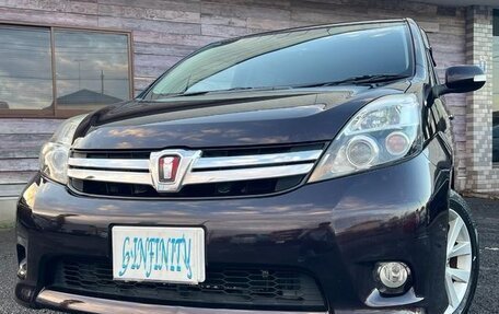 Toyota ISis I, 2011 год, 1 260 000 рублей, 1 фотография