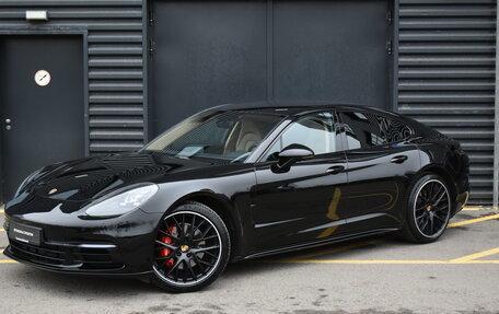 Porsche Panamera II рестайлинг, 2018 год, 6 490 000 рублей, 1 фотография