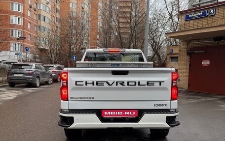 Chevrolet Silverado, 2019 год, 4 500 000 рублей, 7 фотография