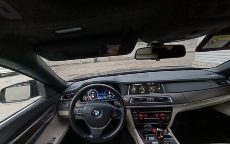 BMW 7 серия, 2014 год, 1 550 000 рублей, 15 фотография