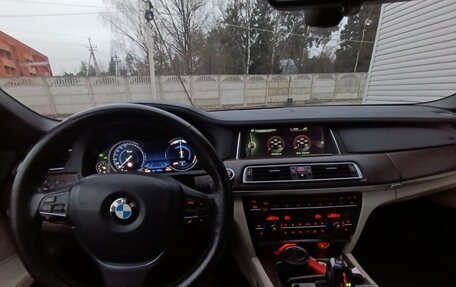 BMW 7 серия, 2014 год, 1 550 000 рублей, 20 фотография