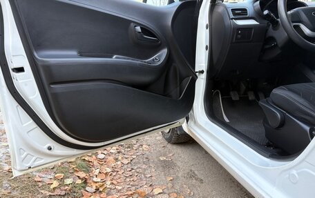 KIA Picanto II, 2011 год, 725 000 рублей, 14 фотография