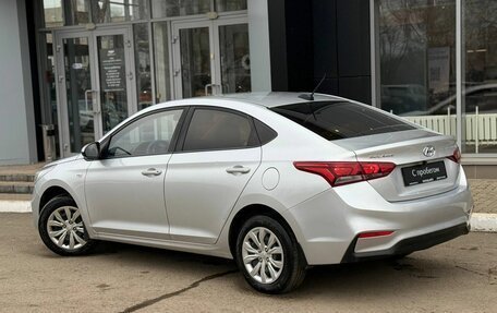 Hyundai Solaris II рестайлинг, 2017 год, 1 050 000 рублей, 3 фотография