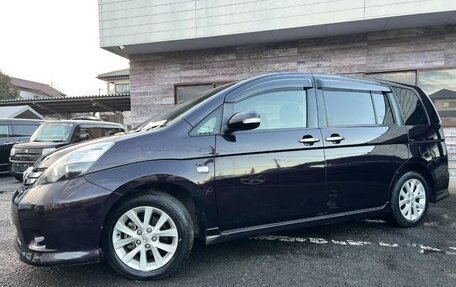 Toyota ISis I, 2011 год, 1 260 000 рублей, 6 фотография