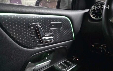 Mercedes-Benz GLB, 2024 год, 3 500 000 рублей, 10 фотография