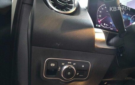 Mercedes-Benz GLB, 2024 год, 3 500 000 рублей, 11 фотография