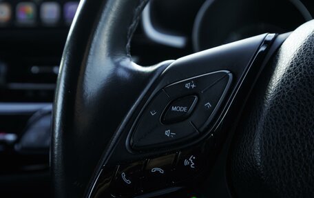 Toyota C-HR I рестайлинг, 2017 год, 2 149 000 рублей, 15 фотография