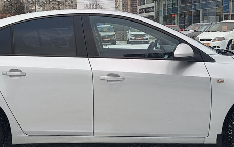 Chevrolet Cruze II, 2011 год, 650 000 рублей, 3 фотография