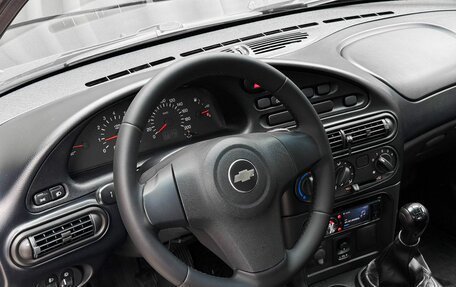 Chevrolet Niva I рестайлинг, 2016 год, 629 000 рублей, 10 фотография