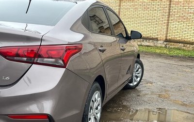 Hyundai Solaris II рестайлинг, 2019 год, 1 370 000 рублей, 1 фотография