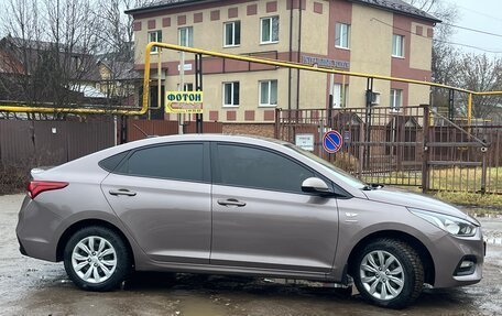 Hyundai Solaris II рестайлинг, 2019 год, 1 370 000 рублей, 8 фотография