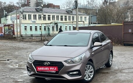 Hyundai Solaris II рестайлинг, 2019 год, 1 370 000 рублей, 10 фотография