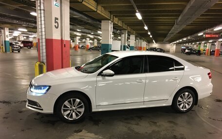 Volkswagen Jetta VI, 2016 год, 1 300 000 рублей, 2 фотография