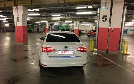 Volkswagen Jetta VI, 2016 год, 1 300 000 рублей, 4 фотография