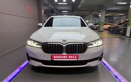 BMW 5 серия, 2022 год, 4 580 000 рублей, 2 фотография