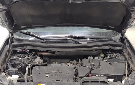 Mitsubishi Outlander III рестайлинг 3, 2018 год, 1 822 000 рублей, 9 фотография