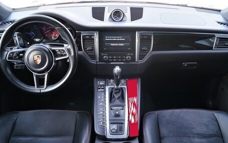 Porsche Macan I рестайлинг, 2016 год, 3 600 000 рублей, 32 фотография