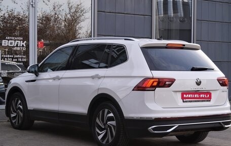 Volkswagen Tiguan II, 2021 год, 2 470 000 рублей, 5 фотография