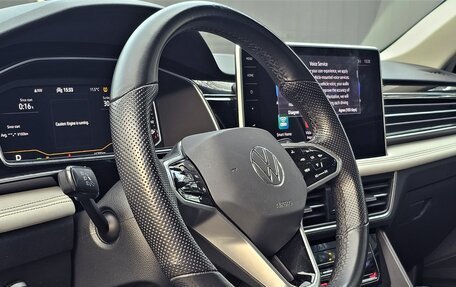 Volkswagen Tiguan II, 2021 год, 2 470 000 рублей, 18 фотография