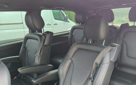 Mercedes-Benz V-Класс, 2021 год, 6 200 000 рублей, 10 фотография