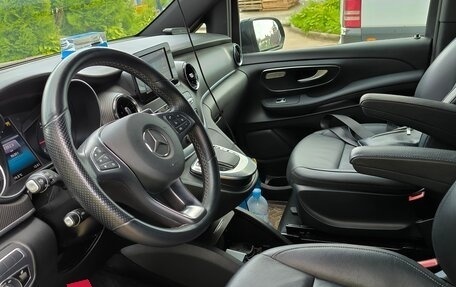 Mercedes-Benz V-Класс, 2021 год, 6 200 000 рублей, 9 фотография