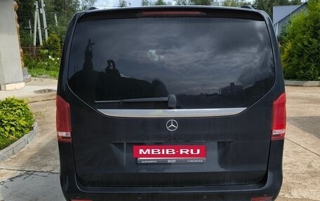 Mercedes-Benz V-Класс, 2021 год, 6 200 000 рублей, 3 фотография