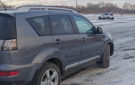 Mitsubishi Outlander III рестайлинг 3, 2007 год, 888 000 рублей, 9 фотография