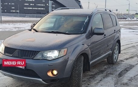Mitsubishi Outlander III рестайлинг 3, 2007 год, 888 000 рублей, 10 фотография