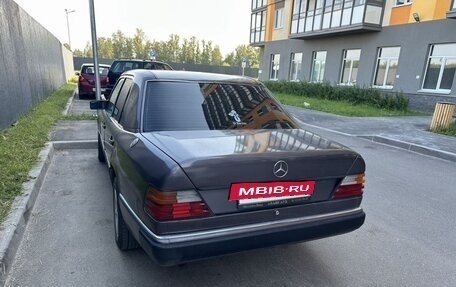Mercedes-Benz W124, 1991 год, 250 000 рублей, 5 фотография