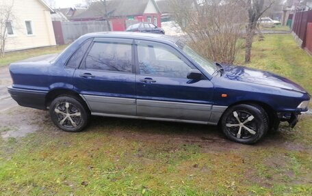 Mitsubishi Galant V, 1989 год, 70 000 рублей, 2 фотография