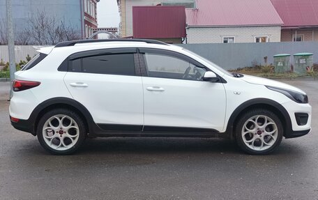 KIA Rio IV, 2018 год, 1 300 000 рублей, 4 фотография