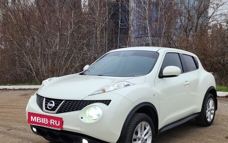 Nissan Juke II, 2011 год, 1 070 000 рублей, 8 фотография