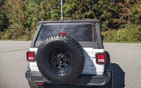 Jeep Wrangler, 2022 год, 5 170 000 рублей, 4 фотография