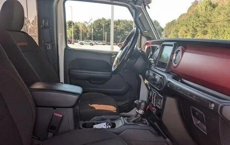 Jeep Wrangler, 2022 год, 5 170 000 рублей, 33 фотография