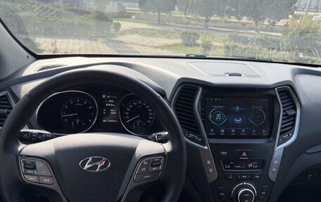 Hyundai Santa Fe III рестайлинг, 2016 год, 1 890 000 рублей, 6 фотография