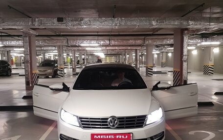 Volkswagen Passat CC I рестайлинг, 2014 год, 1 570 000 рублей, 2 фотография