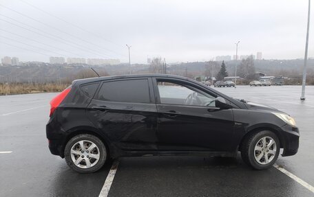 Hyundai Solaris II рестайлинг, 2011 год, 470 000 рублей, 8 фотография