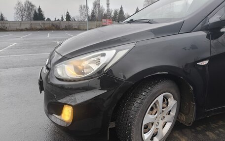 Hyundai Solaris II рестайлинг, 2011 год, 470 000 рублей, 2 фотография