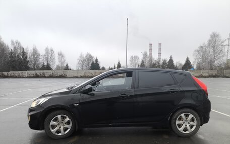 Hyundai Solaris II рестайлинг, 2011 год, 470 000 рублей, 3 фотография