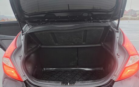 Hyundai Solaris II рестайлинг, 2011 год, 470 000 рублей, 24 фотография