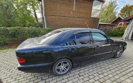 Mercedes-Benz E-Класс, 2000 год, 450 000 рублей, 5 фотография