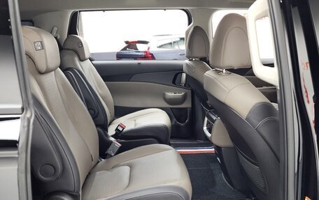 KIA Carnival, 2025 год, 5 580 000 рублей, 15 фотография
