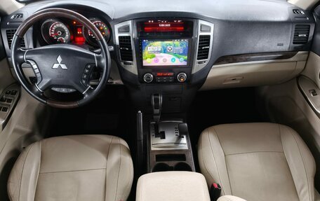 Mitsubishi Pajero IV, 2017 год, 2 999 000 рублей, 9 фотография